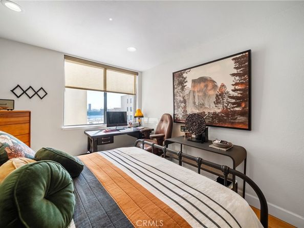 1140 E Ocean Boulevard 220, Long Beach CA 90802