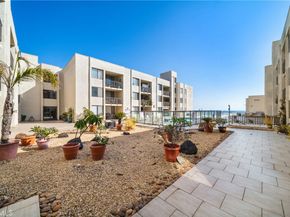 1140 E Ocean Boulevard 220, Long Beach CA 90802
