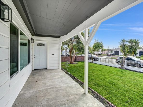 2030 N Brighton, Burbank CA 91504