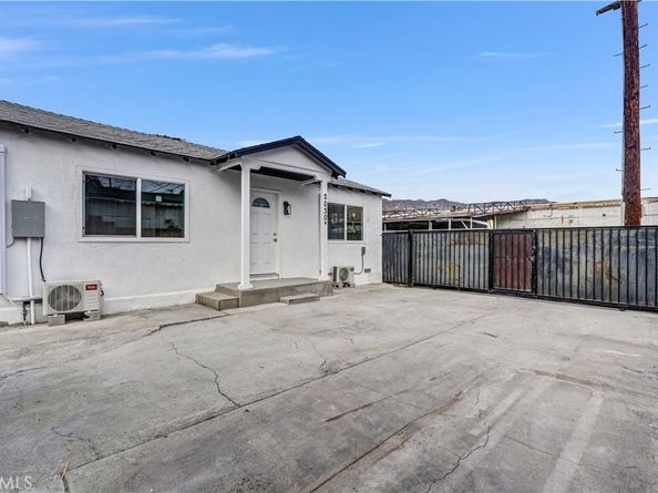 2030 N Brighton, Burbank CA 91504