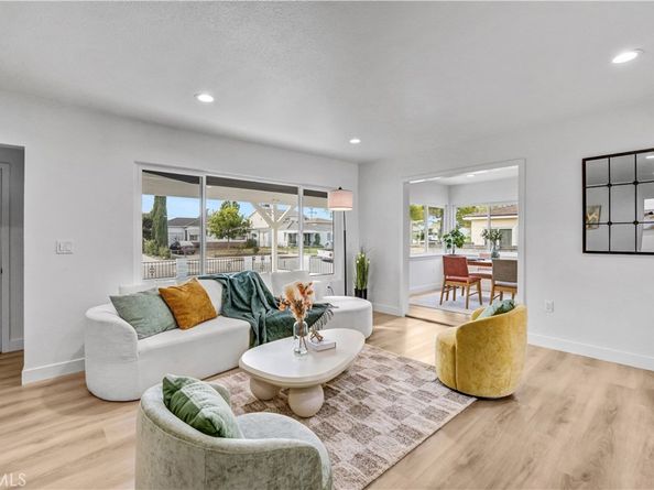 2030 N Brighton, Burbank CA 91504