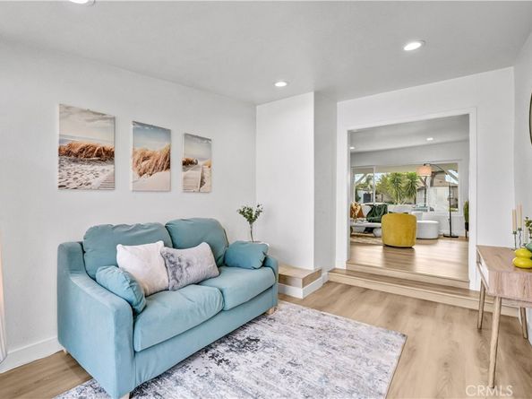 2030 N Brighton, Burbank CA 91504