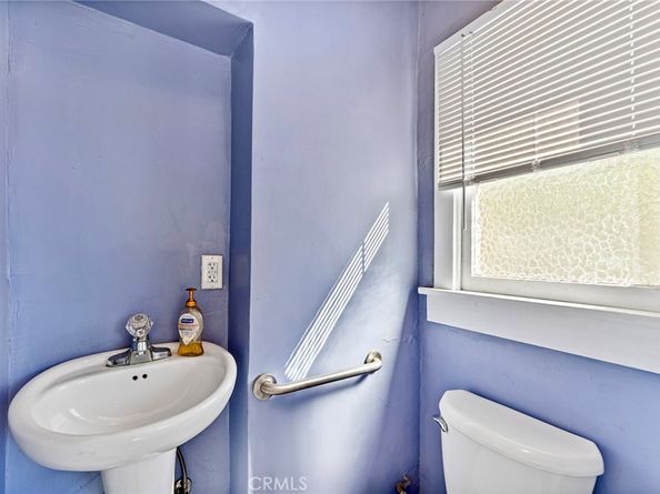 2042 Rome, Los Angeles CA 90065