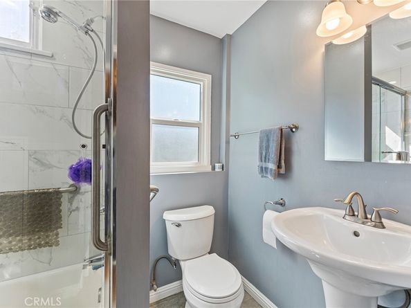 2042 Rome, Los Angeles CA 90065