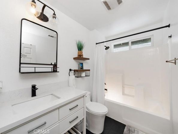 565 Alderbery Lane, Pomona CA 91767