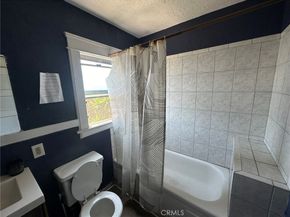 1166 W 39th Place, Los Angeles CA 90037