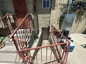 1166 W 39th Place, Los Angeles CA 90037