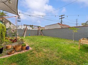 1848 W 70th Street, Los Angeles CA 90047