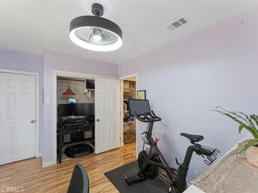 1848 W 70th Street, Los Angeles CA 90047