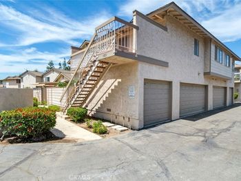1831 Ewing Court