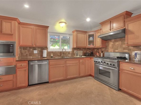 3284 Dawnview Avenue, Pomona CA 91767