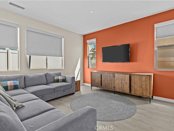 1640 Santa Fe Place, Upland CA 91784