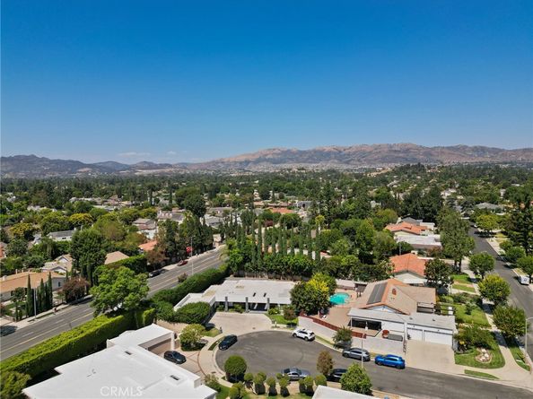 19651 Marilla Street, Northridge CA 91324