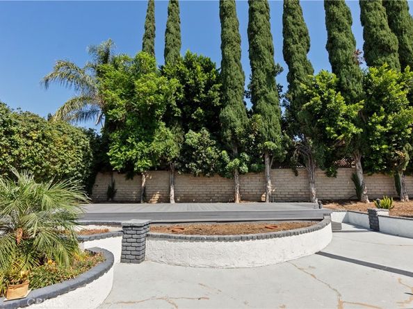 19651 Marilla Street, Northridge CA 91324