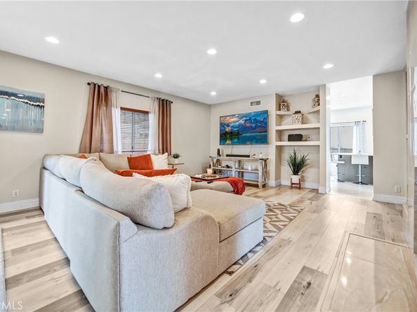 1480 Glengarry Road, Pasadena CA 91105