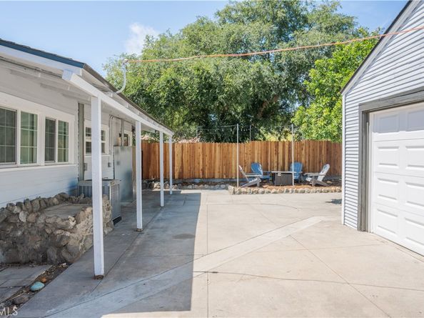 725 Wildrose Avenue, Monrovia CA 91016