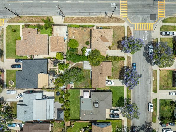 305 S Angeleno Avenue, Azusa CA 91702