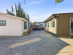 20422 Schoenborn, Winnetka CA 91306