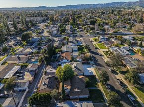 20422 Schoenborn, Winnetka CA 91306