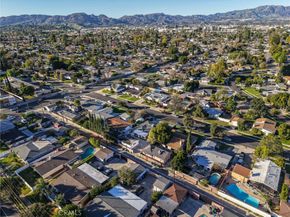 20422 Schoenborn, Winnetka CA 91306