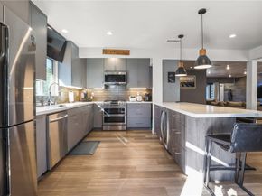 20422 Schoenborn, Winnetka CA 91306