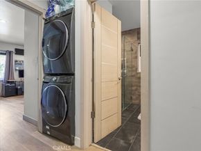 20422 Schoenborn, Winnetka CA 91306