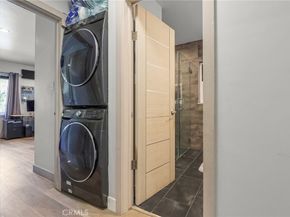 20422 Schoenborn, Winnetka CA 91306