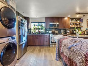 20422 Schoenborn, Winnetka CA 91306