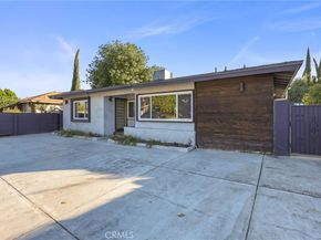 20422 Schoenborn, Winnetka CA 91306