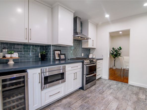 1520 W Riverside Drive W, Burbank CA 91506