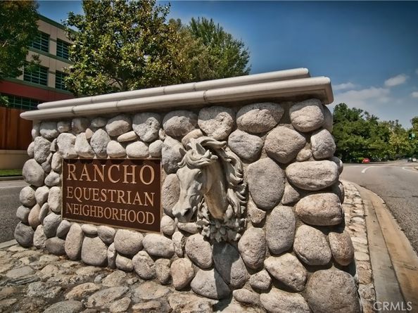 1520 W Riverside Drive W, Burbank CA 91506