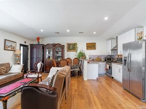 6015 Laurelgrove, North Hollywood CA 91606