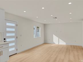 7040 Tyrone Avenue, Van Nuys CA 91405