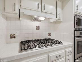 222 N Rose 208, Burbank CA 91505