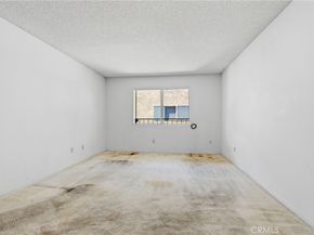 605 Redondo 304, Long Beach CA 90814