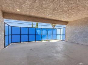 605 Redondo 304, Long Beach CA 90814