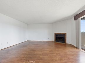 605 Redondo 304, Long Beach CA 90814