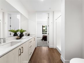 709 E Walnut Street 214, Pasadena CA 91101