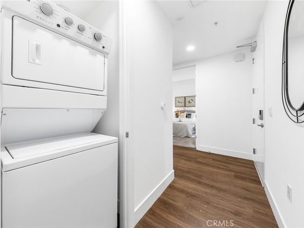 709 E Walnut Street 214, Pasadena CA 91101