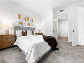 709 E Walnut Street 214, Pasadena CA 91101