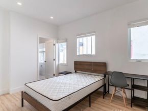 1213 W 24th Street, Los Angeles CA 90007