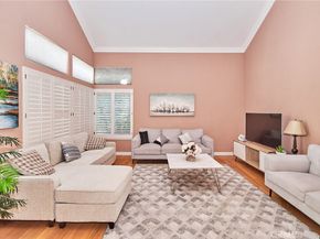 16 Los Felis, Pomona CA 91766