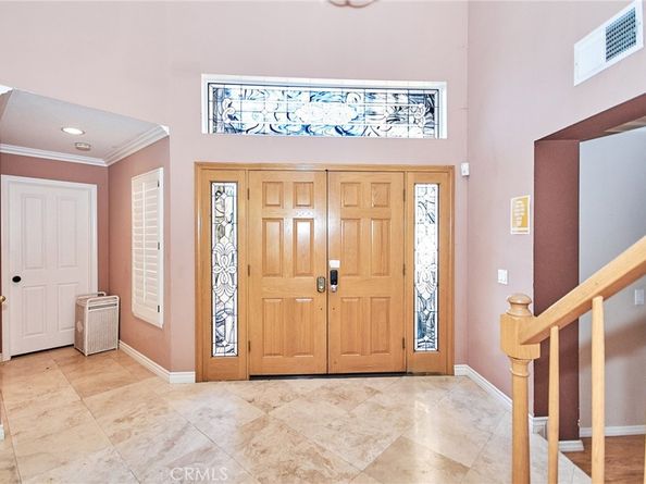 16 Los Felis, Pomona CA 91766