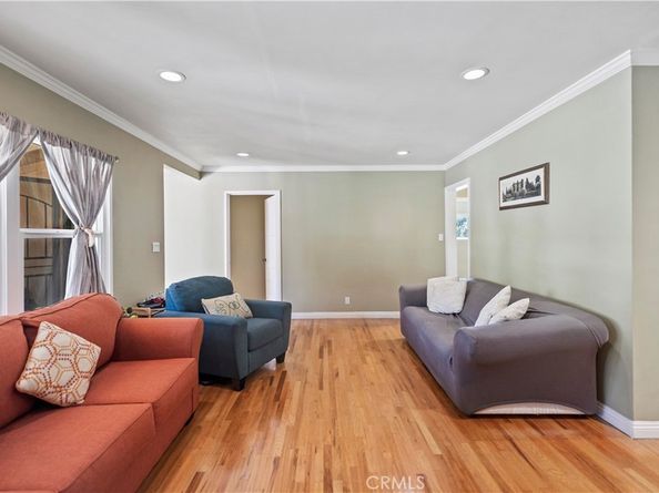 2409 Siwanoy Dr, Alhambra CA 91803