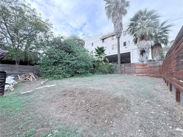 5217 Navarro, Los Angeles CA 90032