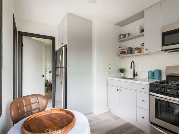 262 N Los Robles, Pasadena CA 91101