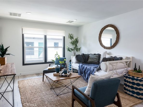 262 N Los Robles, Pasadena CA 91101