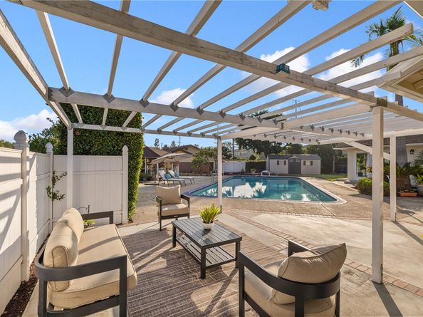 182 W Wistaria, Arcadia CA 91007