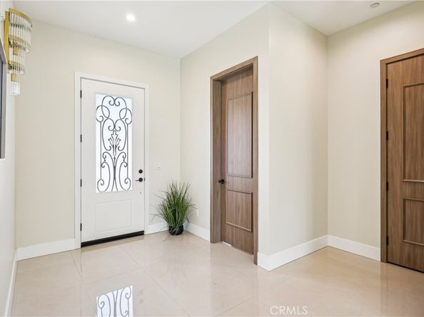 10349 mapledale Street, Bellflower CA 90706