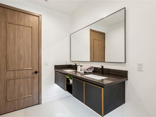 10349 mapledale Street, Bellflower CA 90706